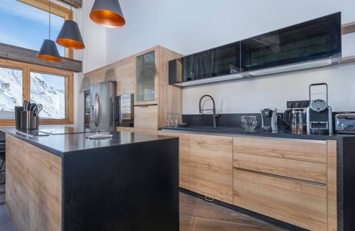 Avoriaz Ski Chalet | Modern chalet for 11 guests with premium services in Avoriaz
