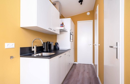Akkrum House | Modern chalet with dishwasher, in Friesland