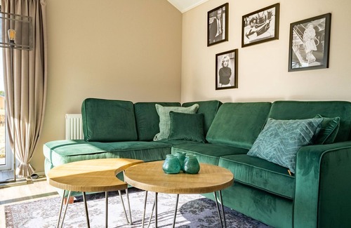 Linden Ski Chalet | Modern chalet with dishwasher, near a nature reserve