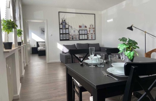 Innenstadt Apartment | Modern & Chic Apartments with Terrace or Balcony