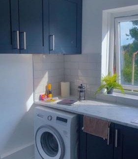 Hatfield Apartment | Modern City Flat, Walk to Hatfield House, Trains and University