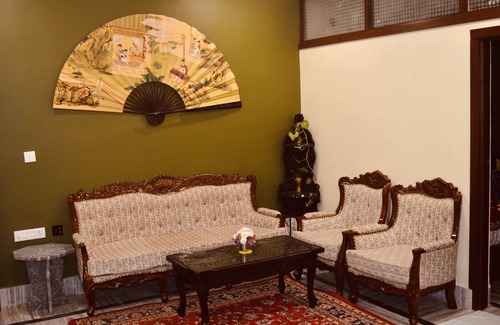 Agra Apartment | MODERN # CLEAN # KIDS FRIENDLY # SOAMI BAGH # DAYAL BAGH # QUITE # CONVENIENT
