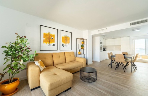 Punta Prima Apartment | Modern Coastal Gem, Torrevieja