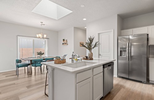 Mesa Del Sol Innovation Park House | MODERN COMFORT 3BR HOME NEAR AIRPORT & NETFLIX