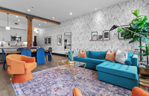 Central Business District Hotel | Modern Comfort in South Market District – Pool, Gym, & Game Room!