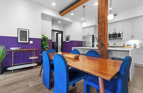 Central Business District Hotel | Modern Comfort in South Market District – Pool, Gym, & Game Room!