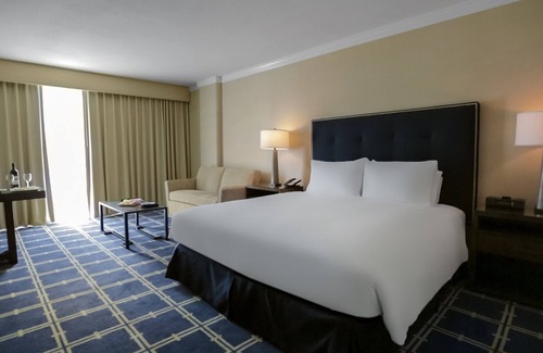 Sunnyvale West Hotel | Modern Comfort Near El Camino Real | 1 Unit