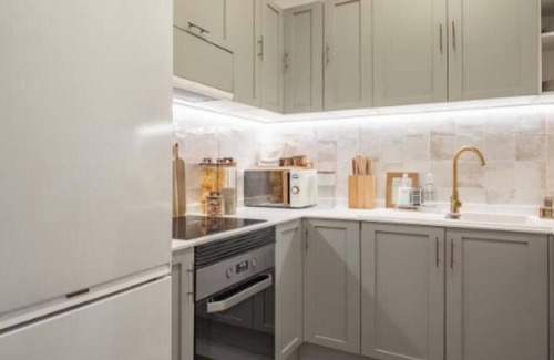 Eixample Apartment | Modern Comfort Steps from Passeig de Gràcia