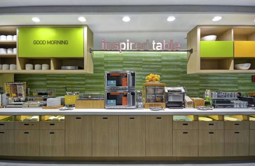 Alpine Center Hotel | Modern Comforts: 3 Units w/Kitchenette, Breakfast, Parking, Pets Allowed!