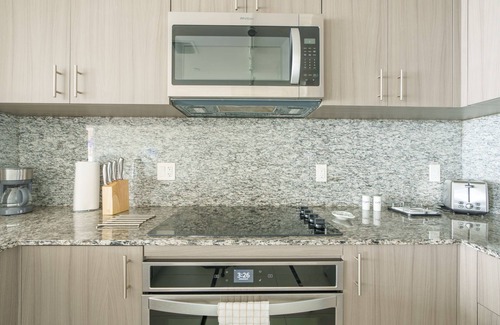 Ludlam Condo | Modern Condo 2BR/2BA Pool Great Location