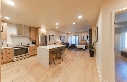Tamarack Resort Condo | Modern Condo|Conveniently located