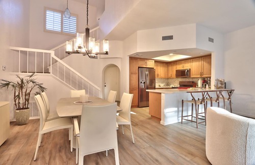 Palm Desert Condo | Modern Condo With Private Spa In South Palm Desert