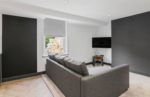 Forest Fields Apartment | Modern Converted Flat in Old Boiler Factory