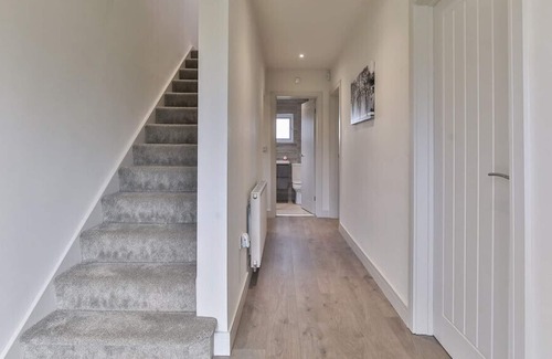 Sheffield House | Modern, Cosy and Convenient 3 Bed, 2 Bath House