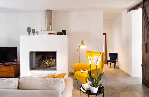 Casale Modica Villa | Modern cosy villa with pool