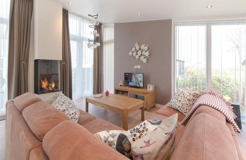 Wemeldinge House | Modern cottage near the Oosterschelde