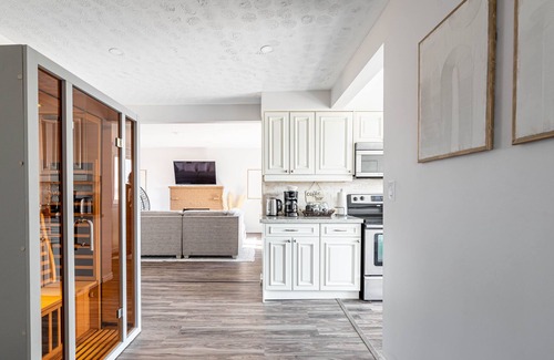 Lincoln Cottage | ★Modern Cottage Oasis★Sauna★King Bed★Wine Country★