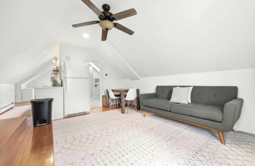 Black Rock Historic District Apartment | Modern Courtland