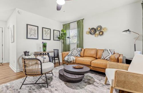 Tallahassee House | Modern & Cozy Midtown Charm Free Parking Fsu