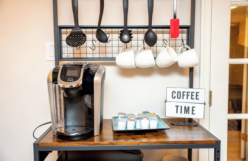 Wheaton-Glenmont House | Modern Cozy Silver Spring Getaway Basement Guesthouse - Close to DC