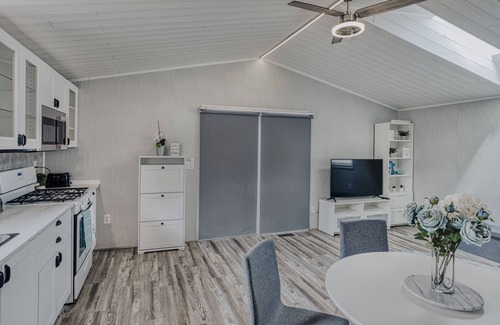 Painted Post Apartment | Modern & Cozy stand-alone apartment - perfect stay