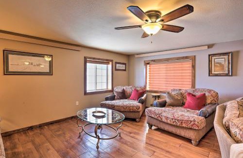 Deadwood Apartment | Modern Deadwood Apt with Mountain Views and Grill!