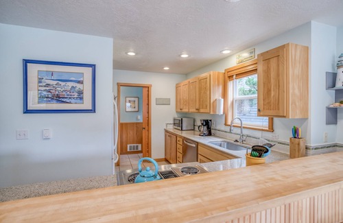 Shorepine Village House | Modern Dog Friendly Pacific City Beach Home in Shorepine Village