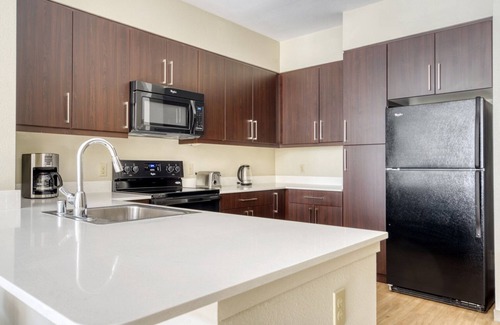 Dublin Apartment | Modern Dublin 1BR w/Gym, Lounge & Pool, steps to BART, by Blueground