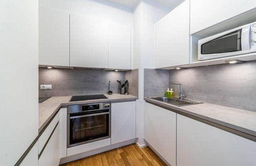 Michle Apartment | Modern family apartment with own kitchen and bathroom.