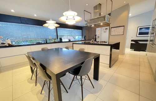 Haaleiti House | Modern family friendly house centrally located in Reykjavik, with Hot Tub