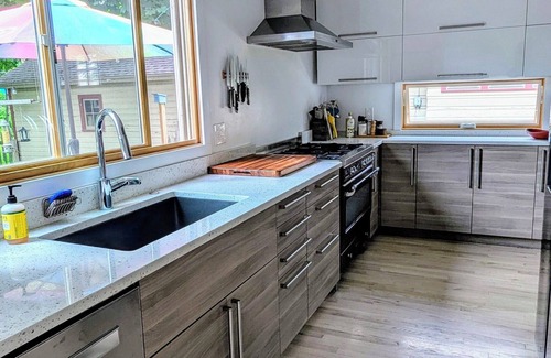 Bay Creek House | Modern family home in cozy nbrhd near downtown Madison