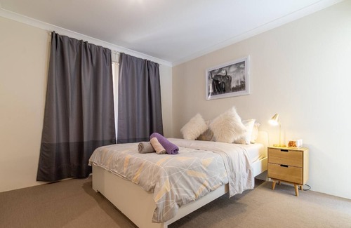Queens Park House | Modern Family Home in Queens Park, family perfect