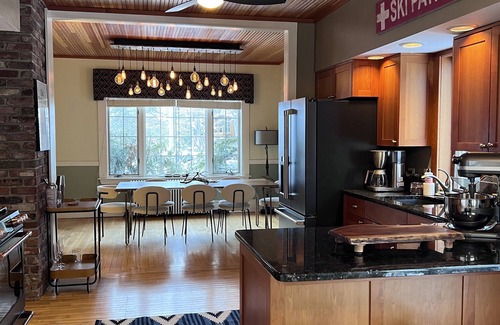 Hillcrest House | Modern Family Retreat, Steps to Mirror Lake/Main St, Hot Tub, Game Room, Deck