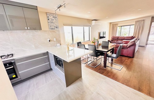 Otahuhu House | Modern Family Retreat Near Auckland City & Airport, Nearby Shopping mall