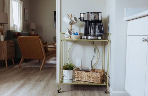 Johnson City Apartment | Modern Farmhouse 2 Bed Apartment