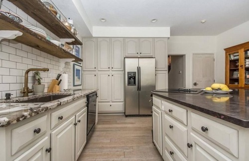 Ankeny House | Modern Farmhouse in Uptown Ankeny District and right on High Trestle Trail