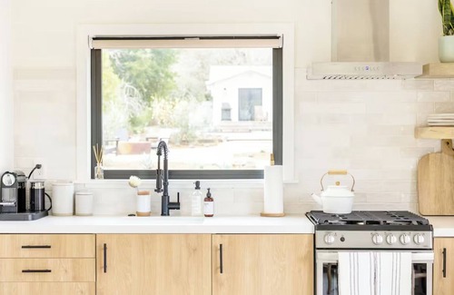 Sonoma Cottage | Modern Farmhouse on Vineyard w/Deck, Bocce & Wine Country Views