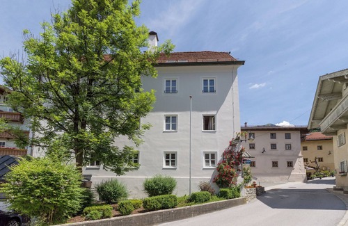 Hopfgarten Markt Apartment | Modern flat in the centre of Hopfgarten with 2 bedrooms