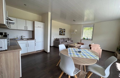 Pittenbach Apartment | Modern flat Kommerswag with Finnish sauna