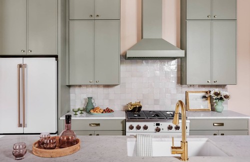 Touro Hotel | Modern Garden District Unit With Shared Outdoor Space