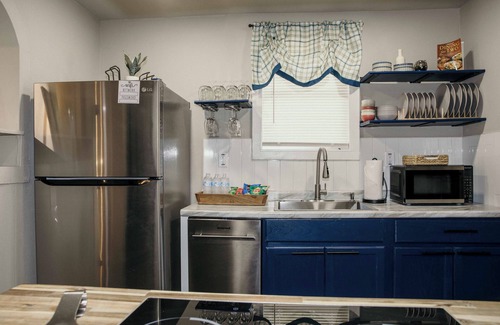 Miami House | Modern Gem in Prime Miami Location