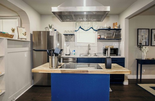 Miami House | Modern Gem in Prime Miami Location