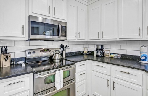 Columbia House | Modern Gem in the Heart of Columbia