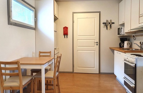 Iltasmaki House | Modern guesthouse with sauna