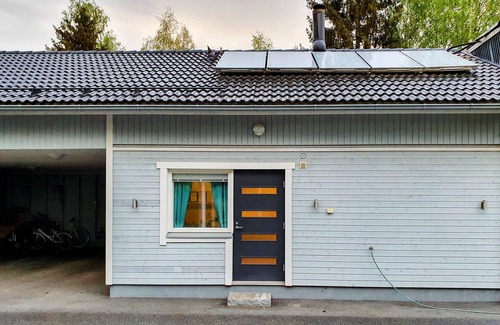 Iltasmaki House | Modern guesthouse with sauna