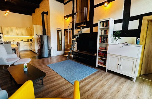 Region Hannover District House | Modern Historic 4 Bedroom House