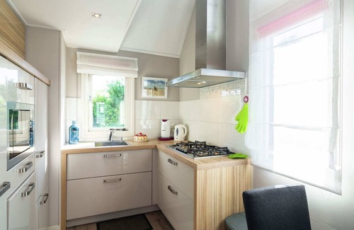 Kattendijke House | Modern Holiday Home in Kattendijke with a Garden