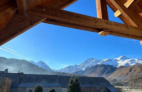 Peyragudes House | Modern Home for 8 with WiFi, Garage, Near Loudenvielle Ski, Bike, Hike