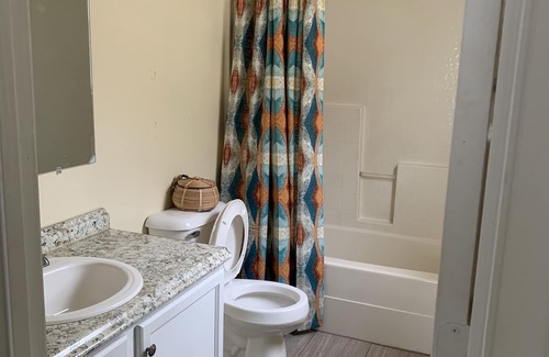 Norfolk House | Modern home prefect 5mins from Downtown Norfolk