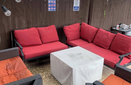 Humble House | Modern home with open concept WiFi, AC, a large game room and a sparkling pool